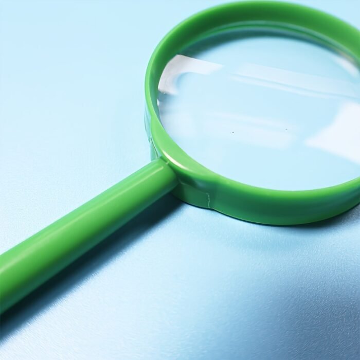 Colourful Plastic Magnifying Glasses (10 pcs) - Image 7