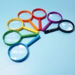Colourful Plastic Magnifying Glasses (10 pcs)