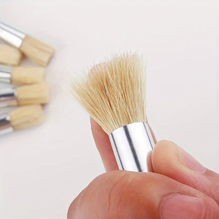 Easy To Hold Paint Brushes (4 Pack) - Image 3