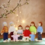 Dollhouse Mini Character Family - Image 5