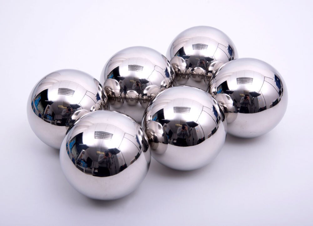 132443 (1) Sensory Reflective Mystery Balls – Set of 6 - Image 4