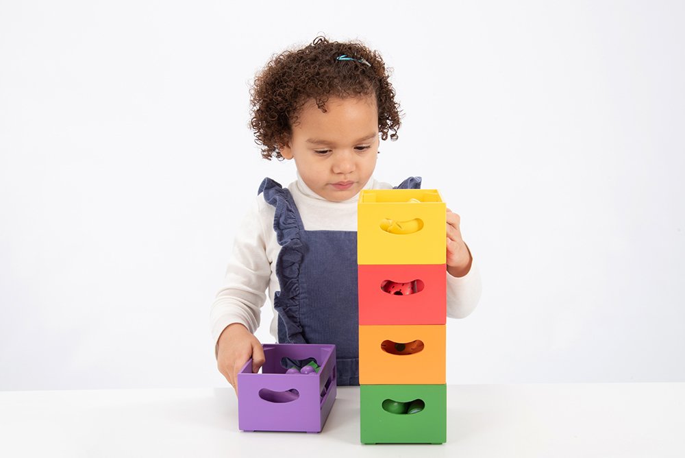 133395 (2) Wooden Sorting Fruit & Vegetable Crates – 28 Piece Set - Image 3