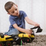 Stanley Take Apart Construction Set – 4 Vehichles - Image 3